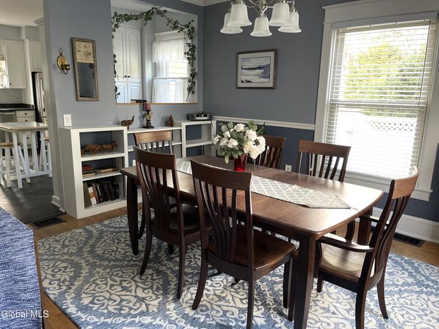 33 Coolidge Avenue, Glens Falls, NY 12801