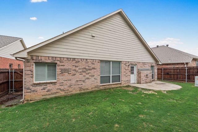 10441 Stoneside Trail, Fort Worth, TX 76244