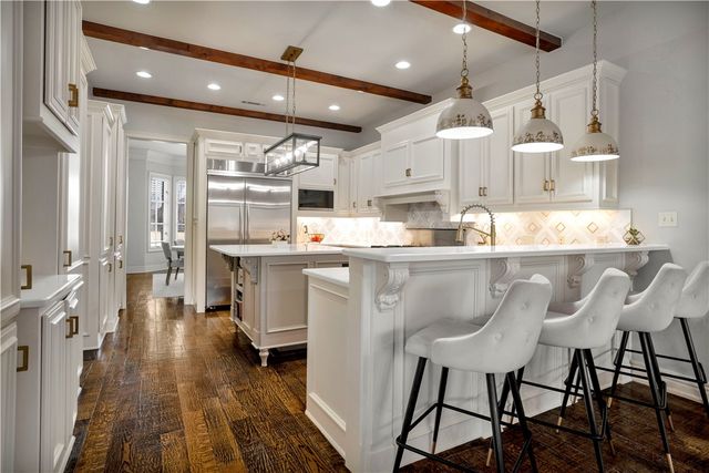 3618 W Howard Nickell Road, Fayetteville, AR 72704