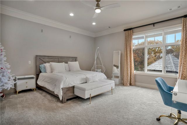 3618 W Howard Nickell Road, Fayetteville, AR 72704