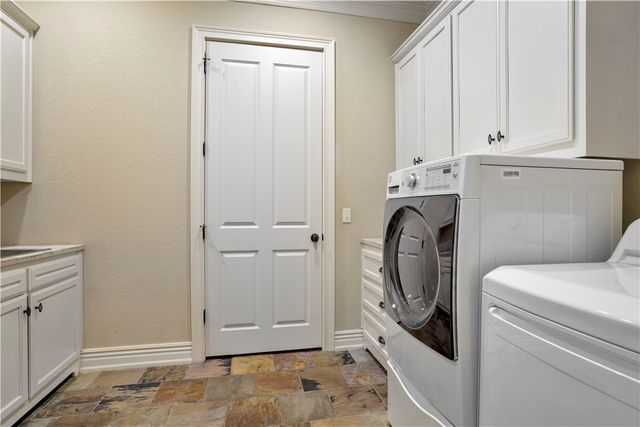 3618 W Howard Nickell Road, Fayetteville, AR 72704