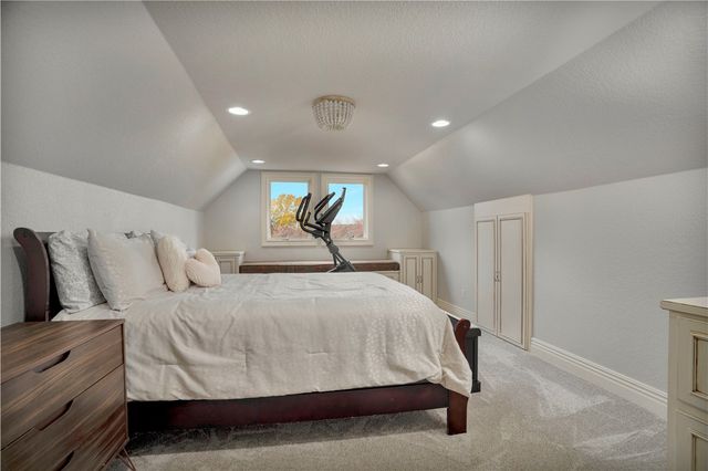 3618 W Howard Nickell Road, Fayetteville, AR 72704