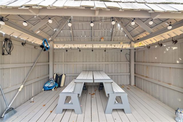 3618 W Howard Nickell Road, Fayetteville, AR 72704