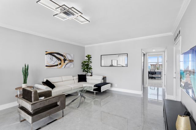 2800 E Sunrise Boulevard 19d, Fort Lauderdale, FL 33304