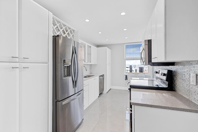 2800 E Sunrise Boulevard 19d, Fort Lauderdale, FL 33304