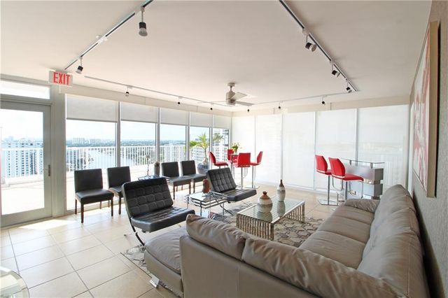 2800 E Sunrise Boulevard 19d, Fort Lauderdale, FL 33304