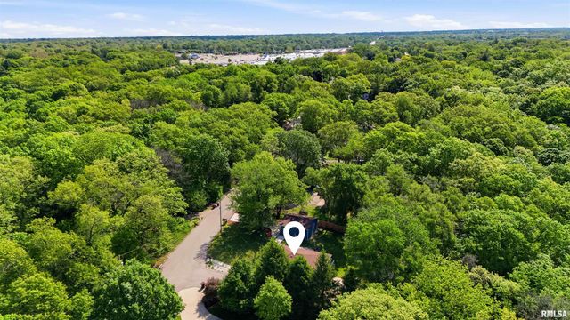 3306 W GLEN Avenue, Peoria, IL 61615