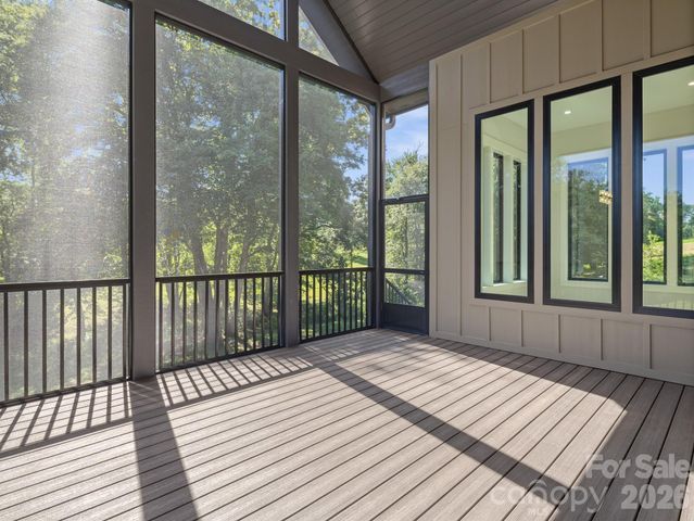 246 Turkey Ridge Road, Fletcher, NC 28732