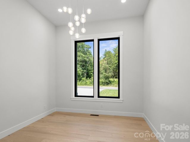 246 Turkey Ridge Road, Fletcher, NC 28732