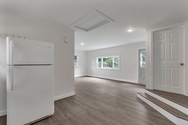 10 Briggs Ln, Marion, MA 02738