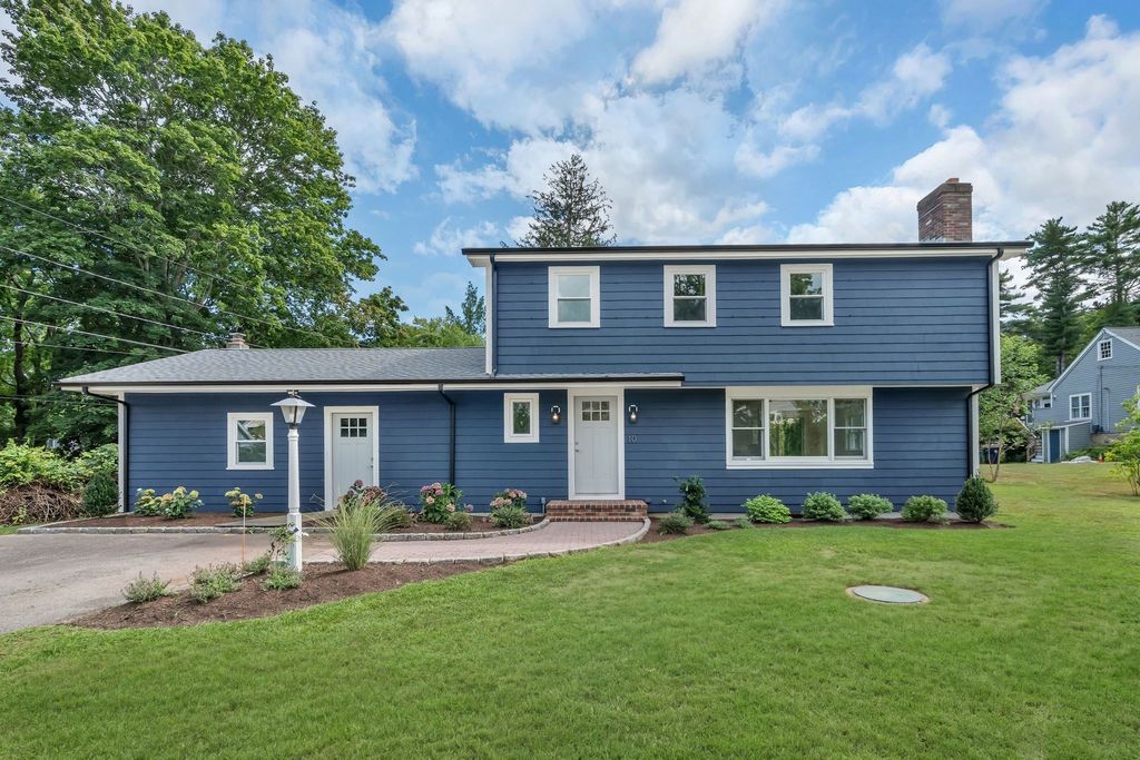 10 Briggs Ln, Marion, MA 02738