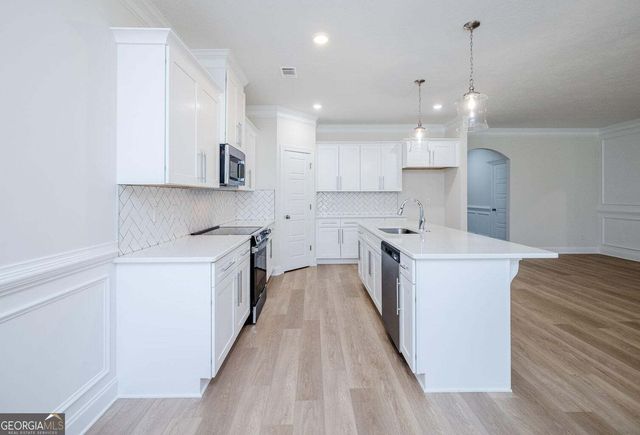 1085 W Berkley Court, Thomson, GA 30824