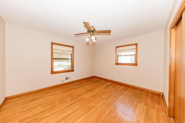 3276 S 69th STREET, Milwaukee, WI 53219