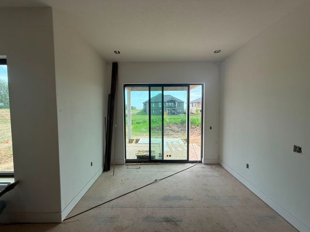 8182 Edgewood Court, West Des Moines, IA 50266