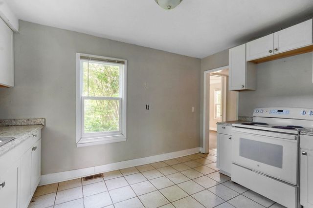 2540 W State Street, Springfield, MO 65802