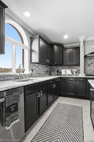 51141 Hook Drive, Macomb, MI 48042