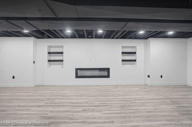 51141 Hook Drive, Macomb, MI 48042