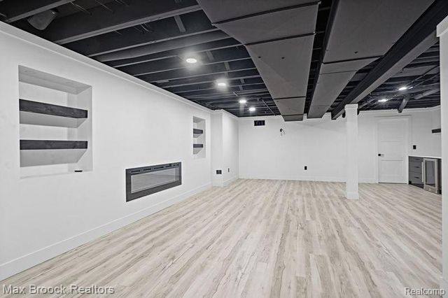 51141 Hook Drive, Macomb, MI 48042