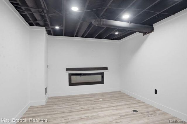 51141 Hook Drive, Macomb, MI 48042