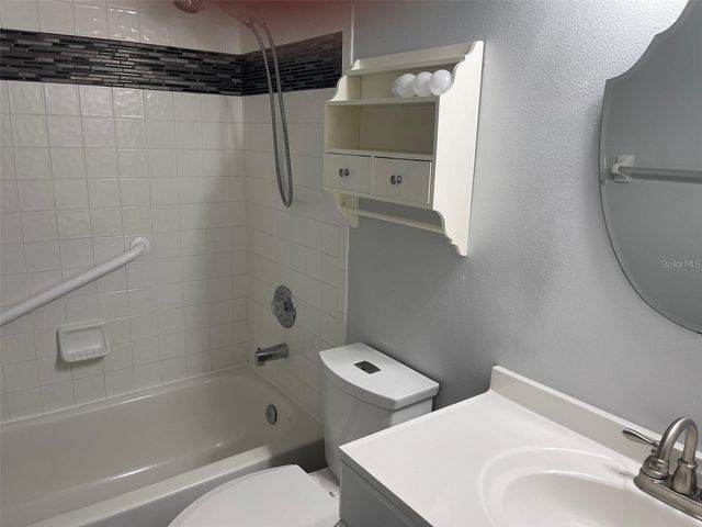 825 MARY FRANK COURT, Mount Dora, FL 32757