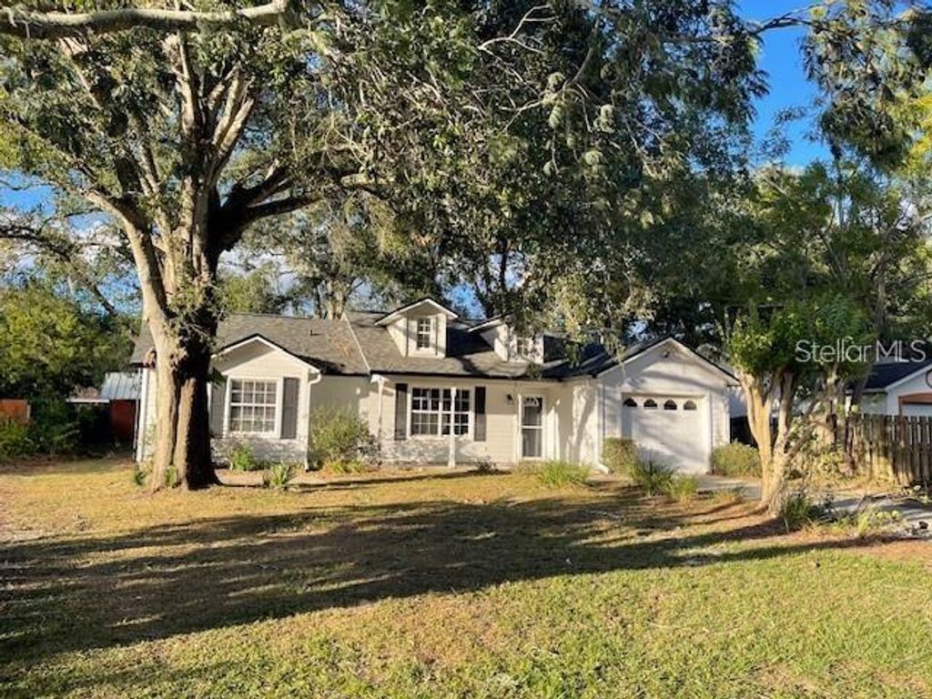 825 MARY FRANK COURT, Mount Dora, FL 32757