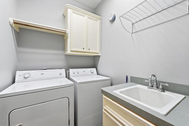 3504 Oak Landing, Conroe, TX 77304