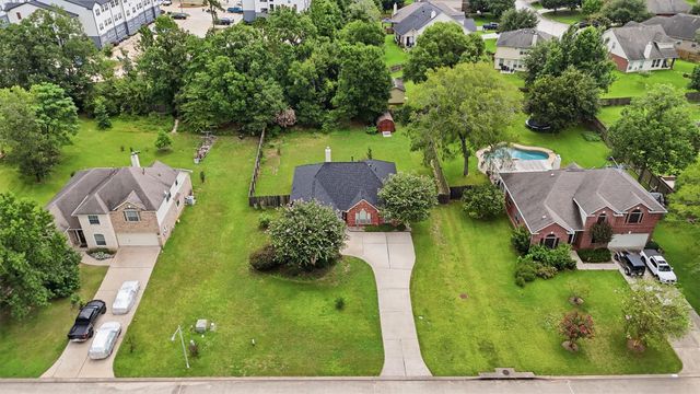 3504 Oak Landing, Conroe, TX 77304