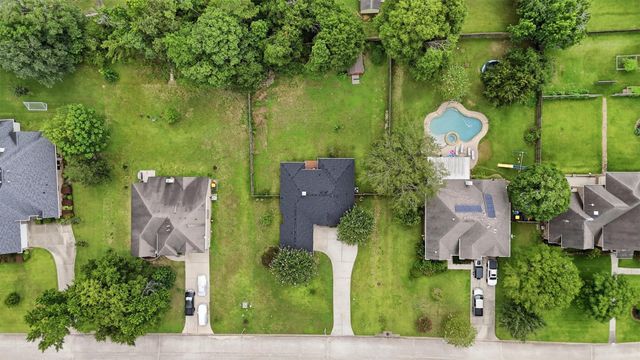 3504 Oak Landing, Conroe, TX 77304