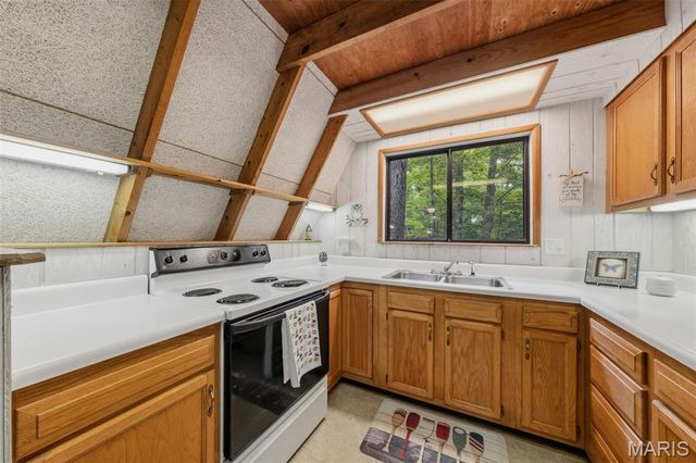 777 C White Heron Drive, Innsbrook, MO 63390