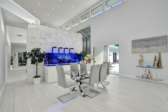 1712 Vestal Dr, Coral Springs, FL 33071