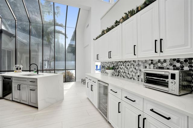 1712 Vestal Dr, Coral Springs, FL 33071