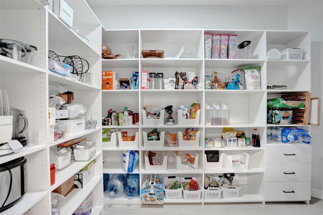 1712 Vestal Dr, Coral Springs, FL 33071