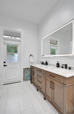 1712 Vestal Dr, Coral Springs, FL 33071