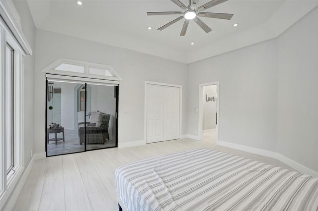 1712 Vestal Dr, Coral Springs, FL 33071