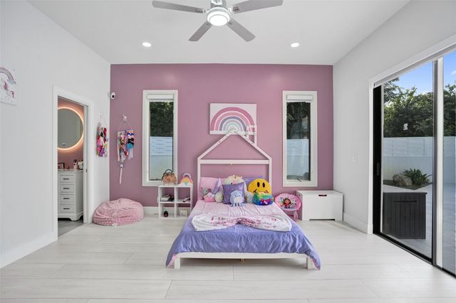 1712 Vestal Dr, Coral Springs, FL 33071