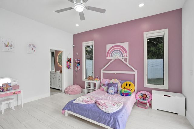 1712 Vestal Dr, Coral Springs, FL 33071