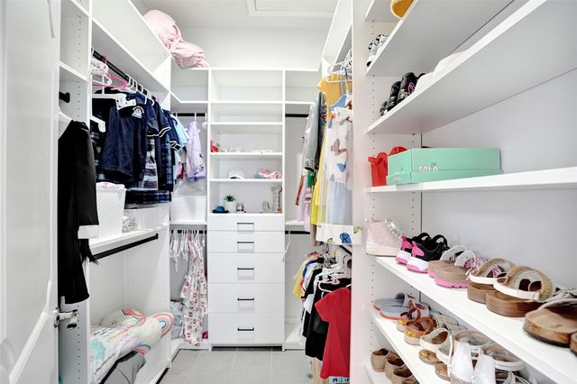 1712 Vestal Dr, Coral Springs, FL 33071