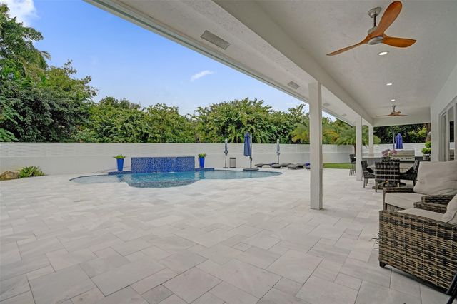 1712 Vestal Dr, Coral Springs, FL 33071