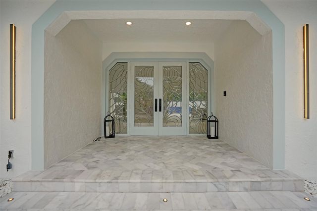 1712 Vestal Dr, Coral Springs, FL 33071