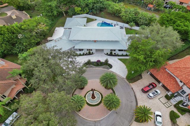 1712 Vestal Dr, Coral Springs, FL 33071