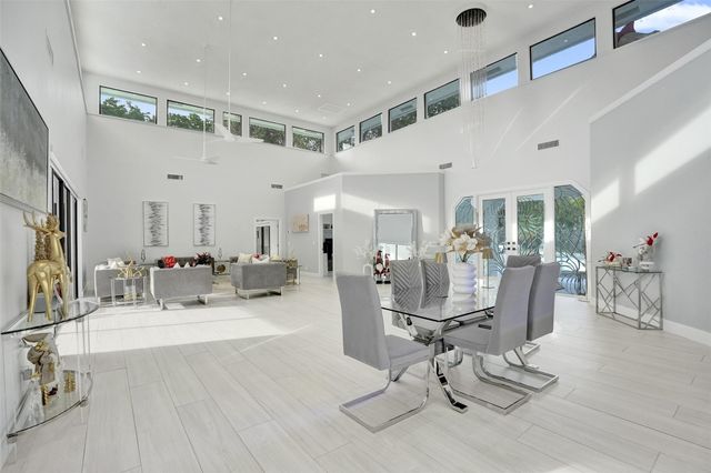 1712 Vestal Dr, Coral Springs, FL 33071