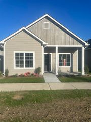 437 E Lexington Ln, Andover, KS 67002