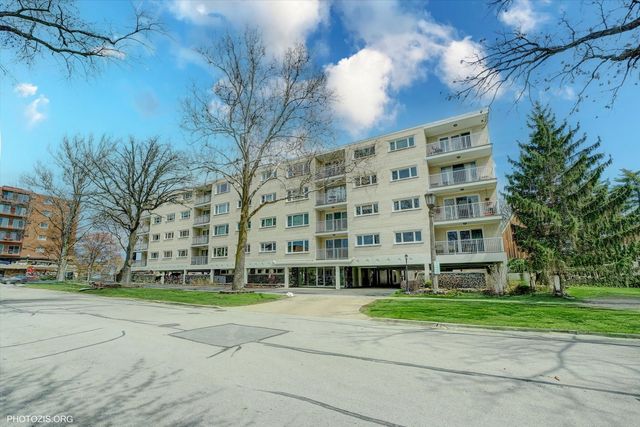 1535 Forest Avenue 504, River Forest, IL 60305