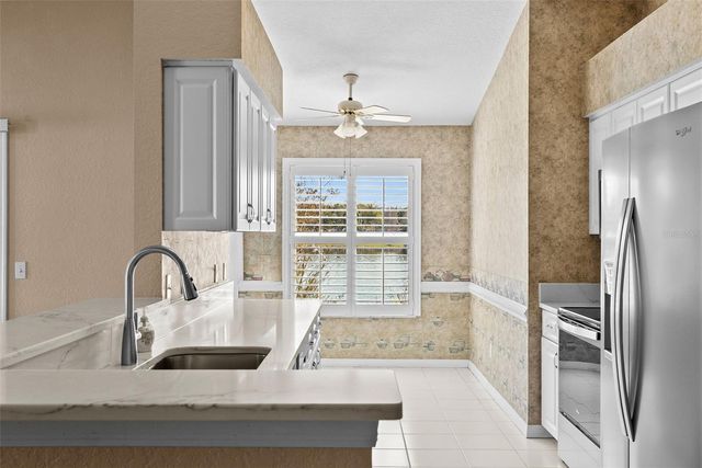 1743 LAKE HERON, Lutz, FL 33549