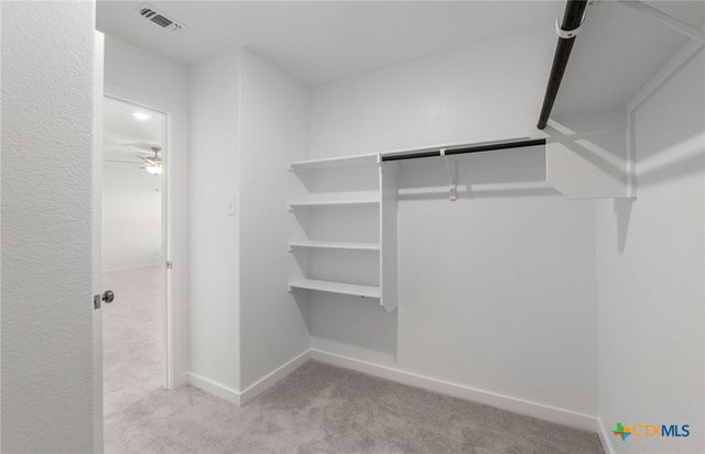 140 Green Berets Bend, Jarrell, TX 76537