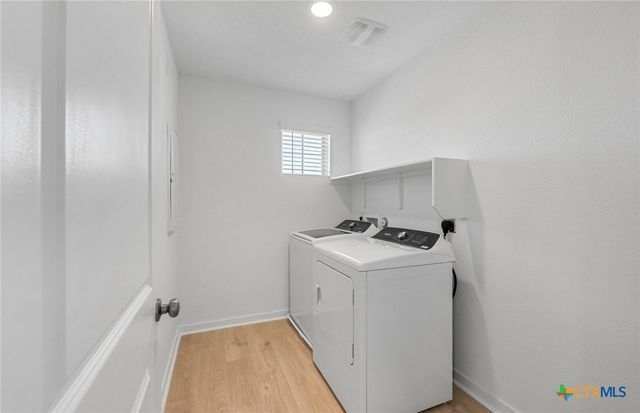 140 Green Berets Bend, Jarrell, TX 76537