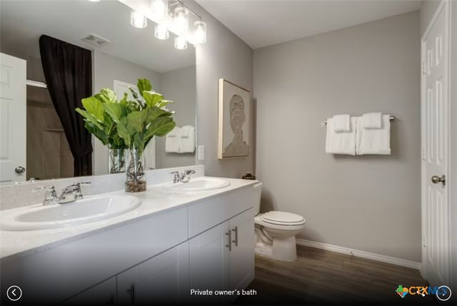 140 Green Berets Bend, Jarrell, TX 76537