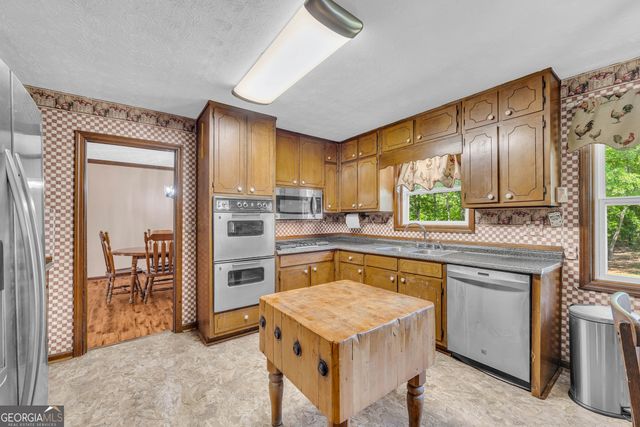 6023 Highway 20 S, Covington, GA 30016