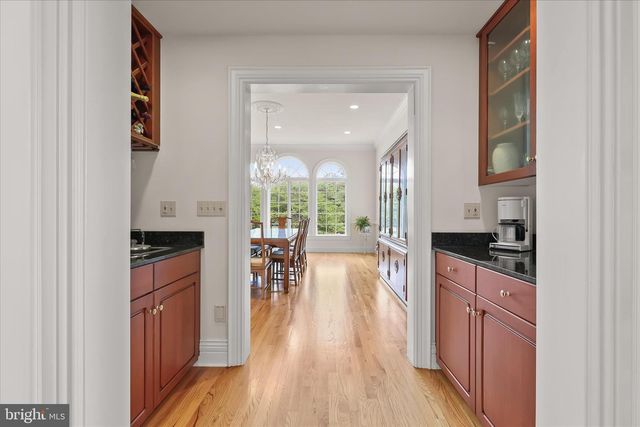 34 BRETT MANOR CT, Cockeysville, MD 21030