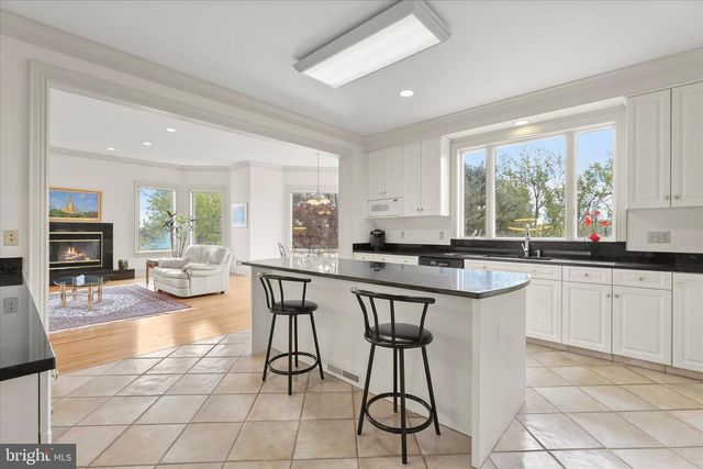 34 BRETT MANOR CT, Cockeysville, MD 21030